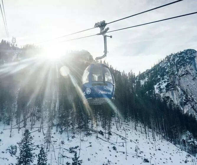 هتل Aja Garmischpartenkirchen