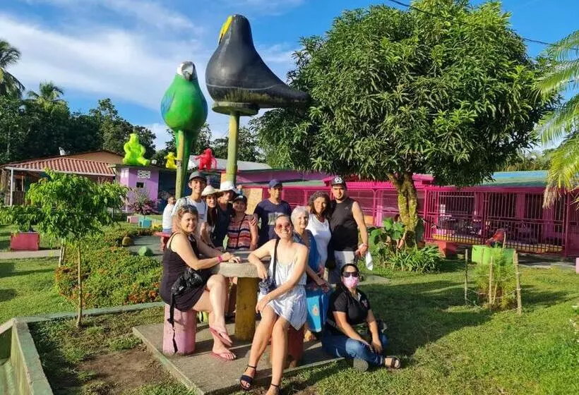 Hotelli Cabinas El Muellecito