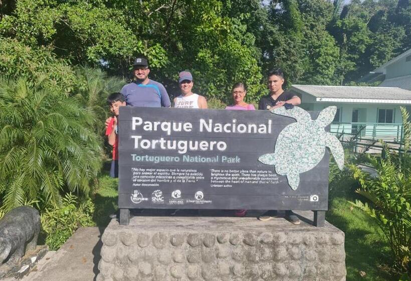 هتل Cabinas El Muellecito