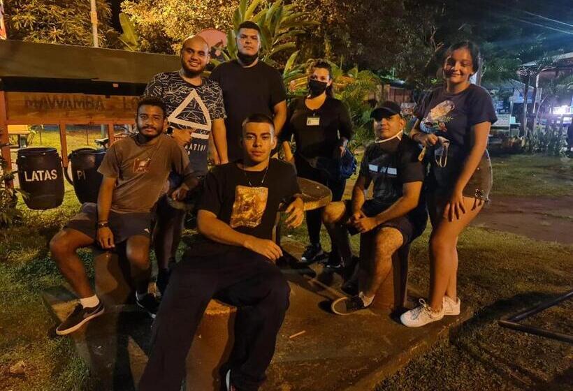 هتل Cabinas El Muellecito