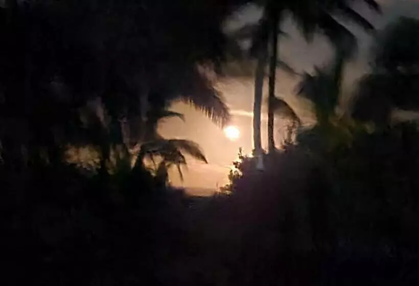 Hotelli Cabinas El Muellecito