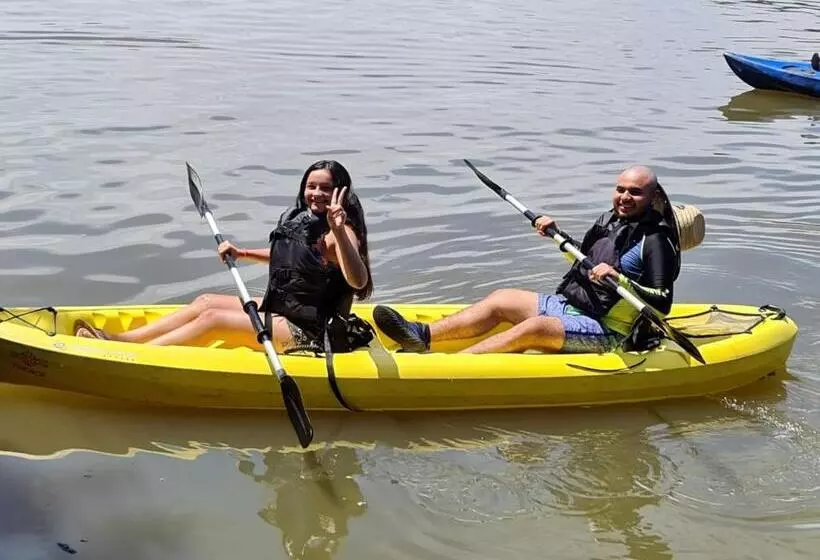 Hotelli Cabinas El Muellecito