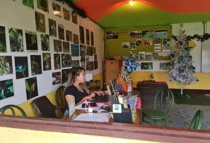 Hotelli Cabinas El Muellecito