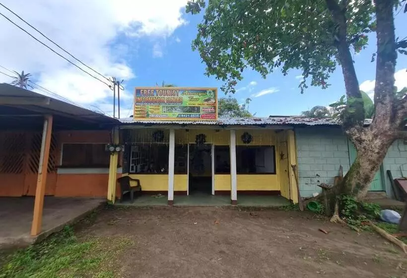 Hotelli Cabinas El Muellecito