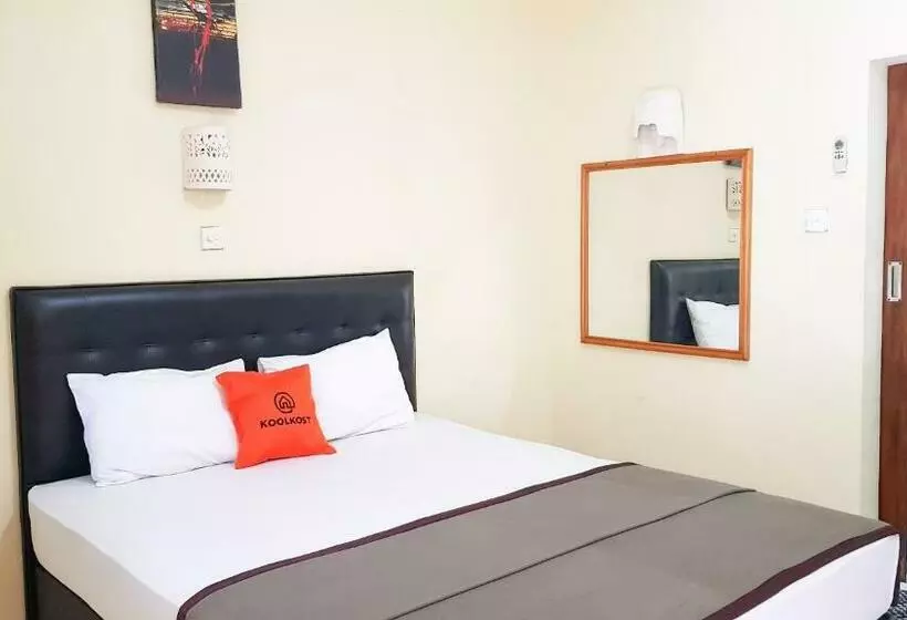 ホテル Koolkost At Poppies Lane Street   Minimum Stay 30 Nights