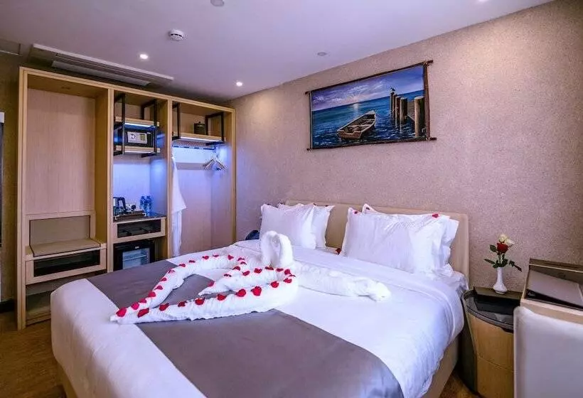 هتل La Maison Royale South C