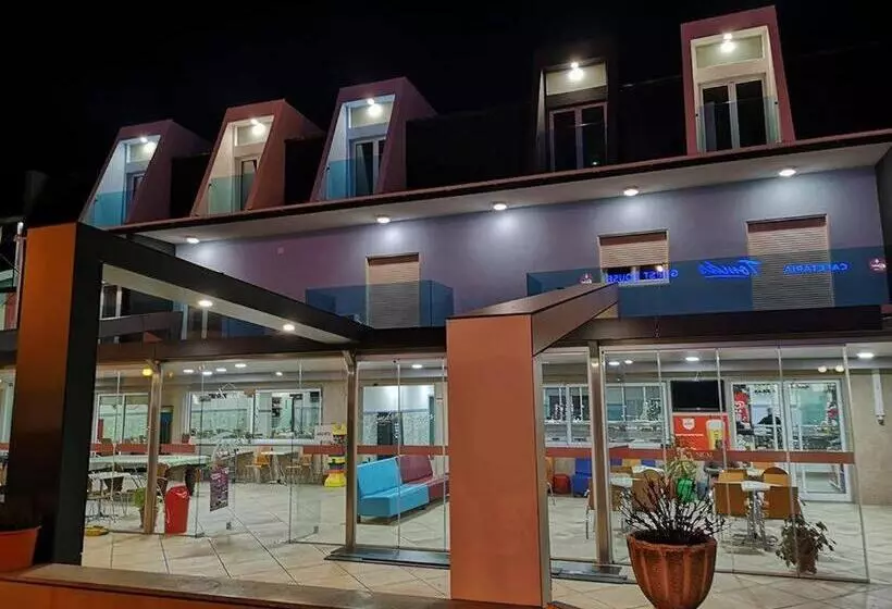 پانسیون Tomás Guest House