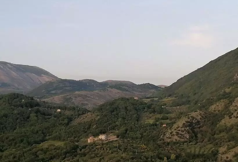 Aamiaismajoitus (B&B) La Terrazza Di Laurino