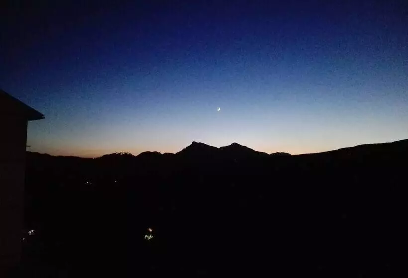 Aamiaismajoitus (B&B) La Terrazza Di Laurino