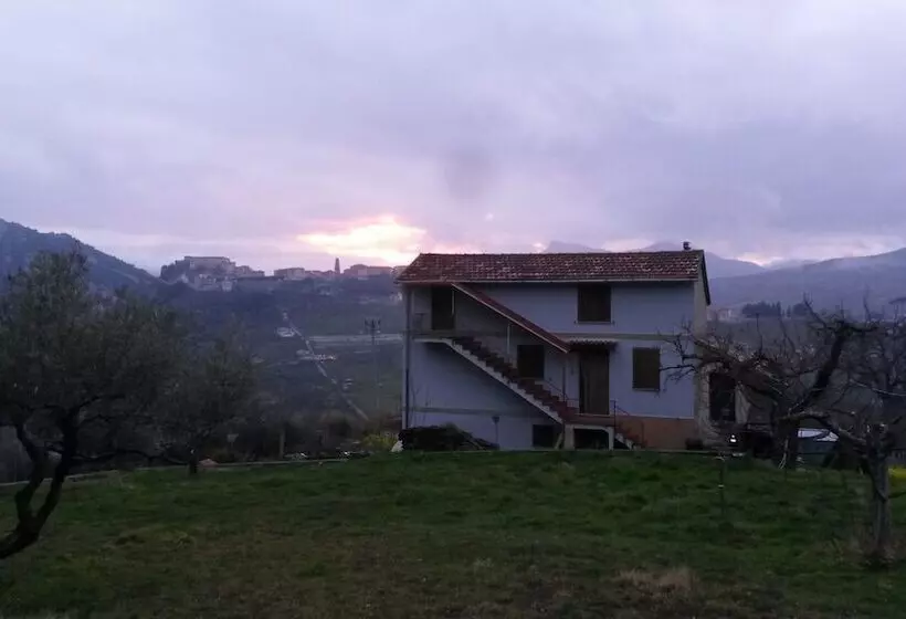 Aamiaismajoitus (B&B) La Terrazza Di Laurino