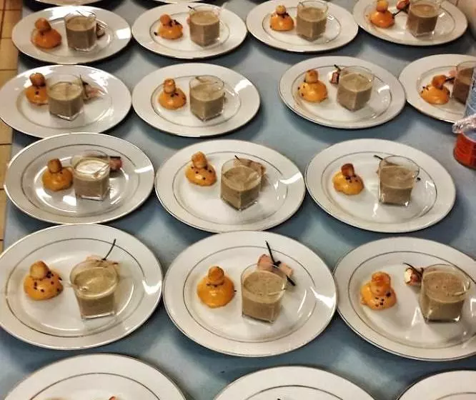 Hôtel Les Terrasses De Bel Air Restaurant Hôtel