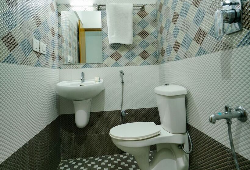 Hotel Rayan Residency By Oyo Rooms