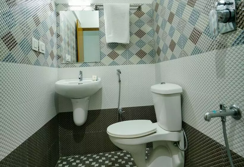 Hotelli Rayan Residency By Oyo Rooms