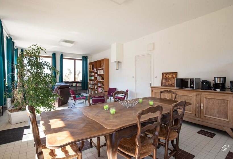 ホテル Tonn Ain Hébergement Ain Solite