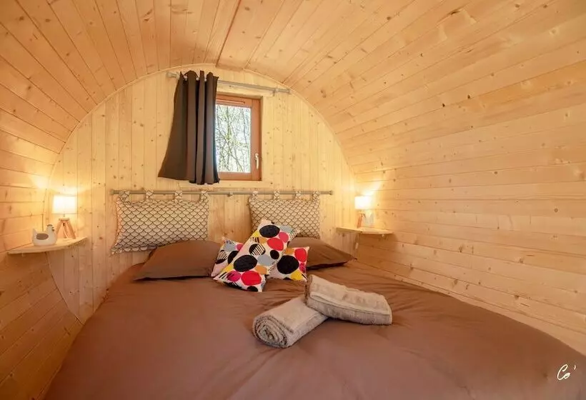 Hotelli Tonn Ain Hébergement Ain Solite