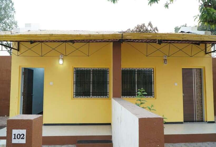 منتجع Neel Kanth Motels &