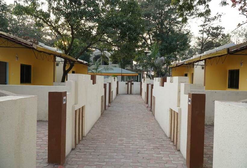 منتجع Neel Kanth Motels &