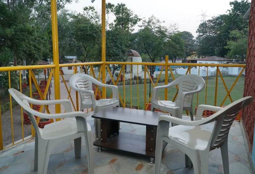 منتجع Neel Kanth Motels &