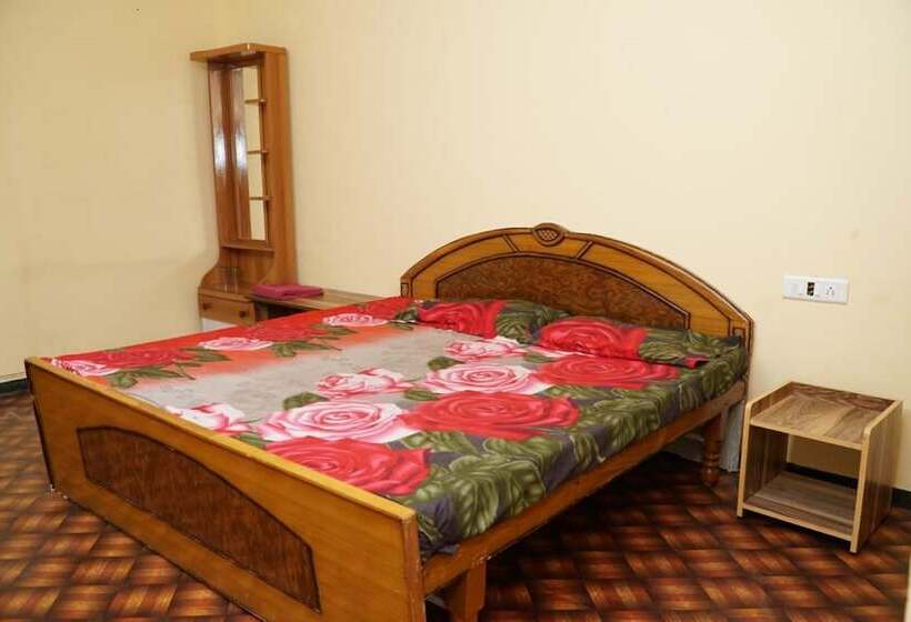 منتجع Neel Kanth Motels &