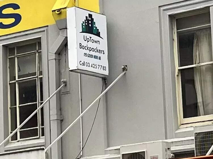 Retkeilymaja Uptown Backpackers