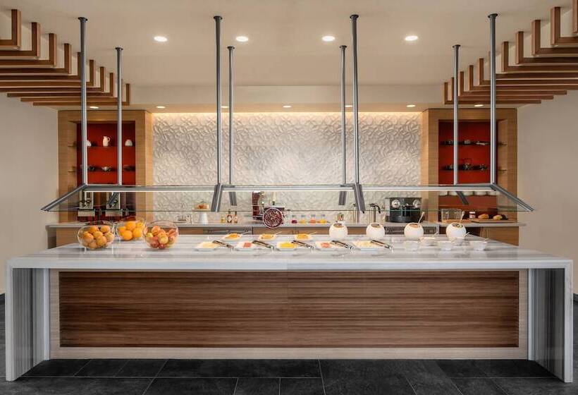 Ac Hotel By Marriott Maui Wailea