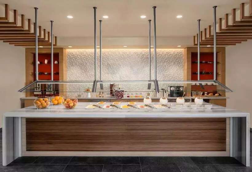 Ac Hotel By Marriott Maui Wailea