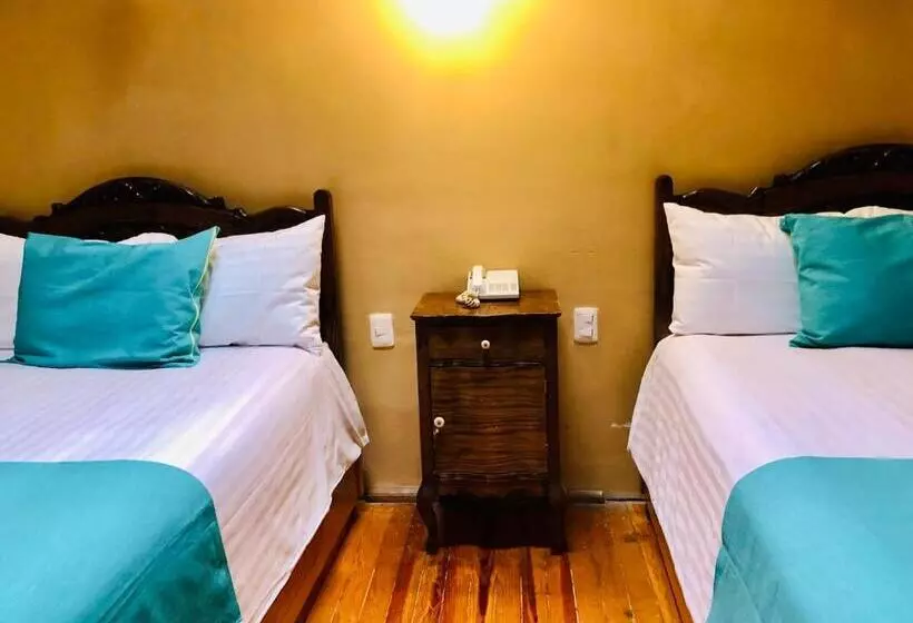 هتل Boutique Casa De Las Manrique