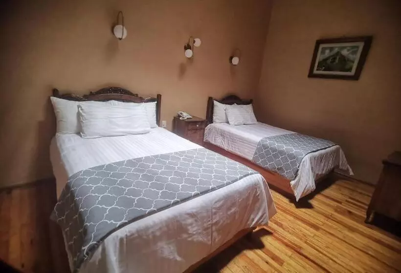 هتل Boutique Casa De Las Manrique