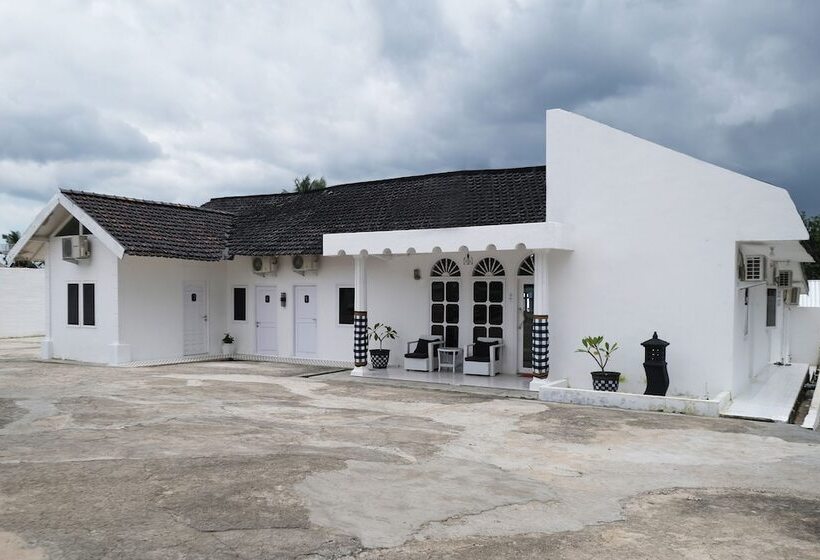 فندق Dewi Residence 1