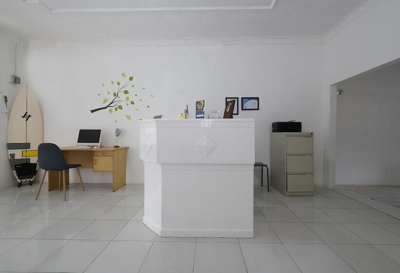 فندق Dewi Residence 1