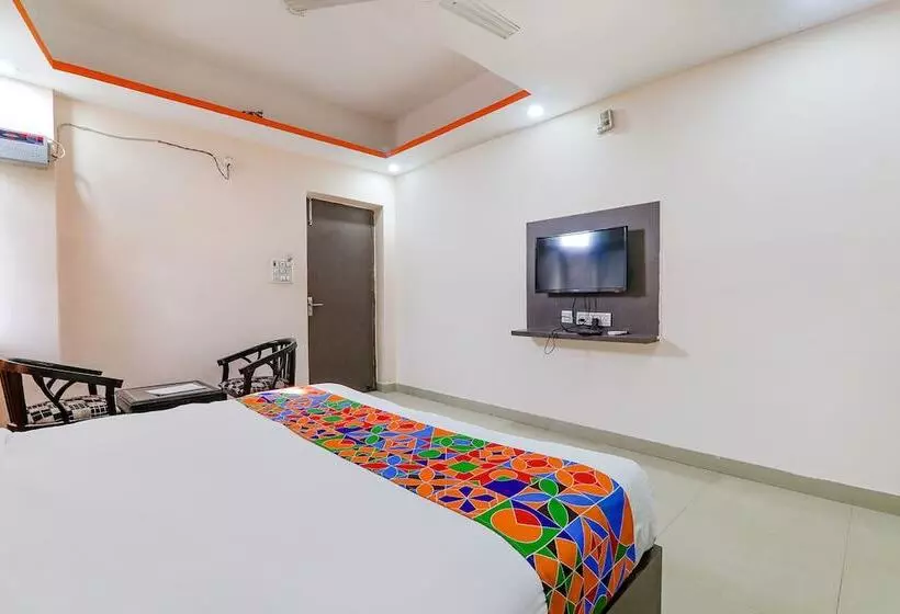 Fabhotel Vinayaka