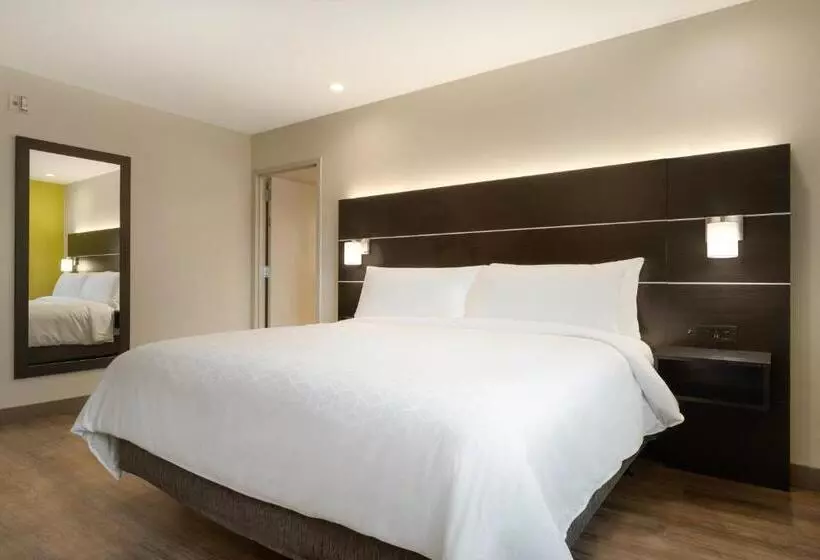 هتل Holiday Inn Express   Jamaica   Jfk Airtrain   Nyc, An Ihg