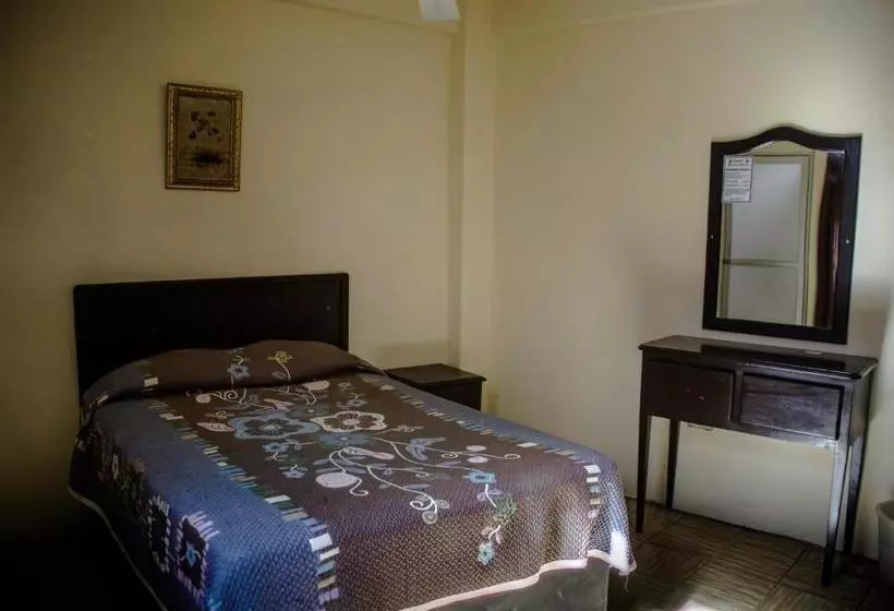 هتل Posada Del Cortez