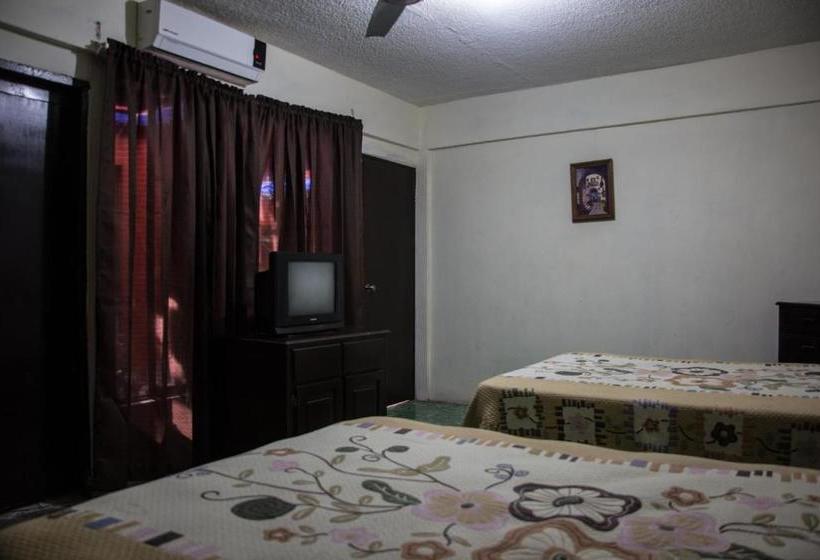 בית מלון כפרי Posada Del Cortez