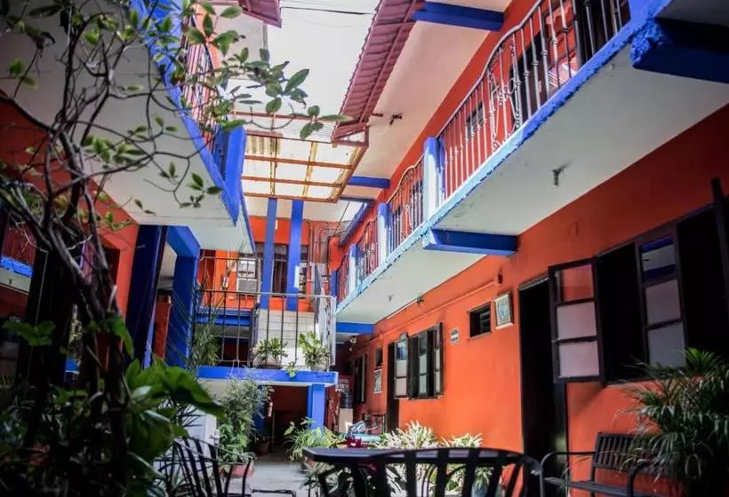 هتل Posada Del Cortez