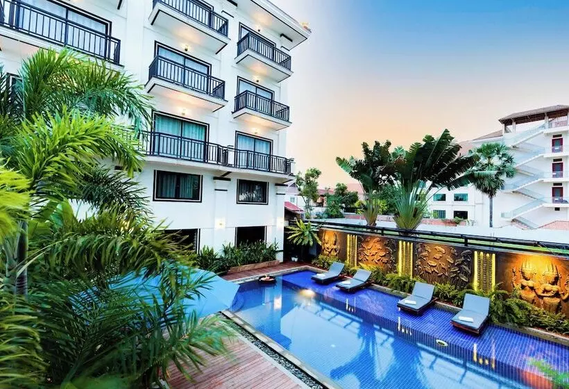 هتل Ratana Angkor