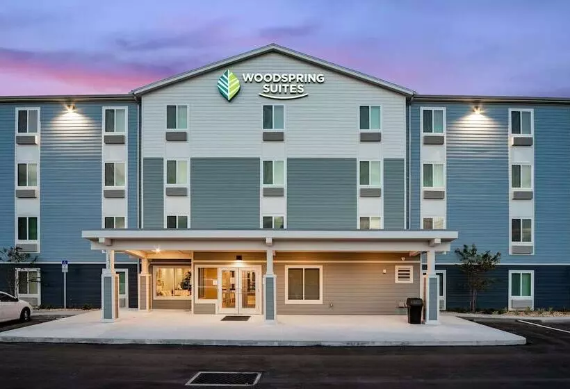 Hotelli Woodspring Suites Sanford North I4 Orlando Area
