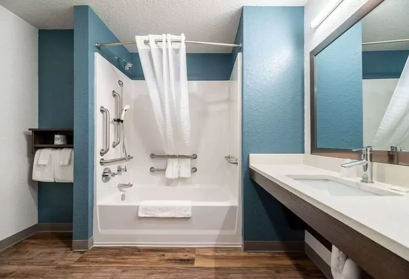 Hotelli Woodspring Suites Sanford North I4 Orlando Area