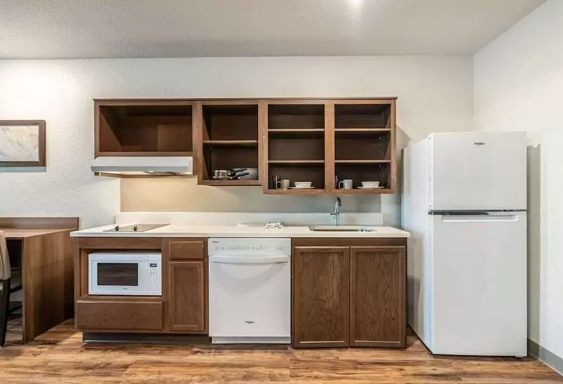 Hotelli Woodspring Suites Sanford North I4 Orlando Area