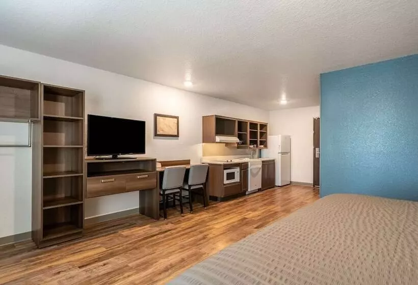 Hotelli Woodspring Suites Sanford North I4 Orlando Area