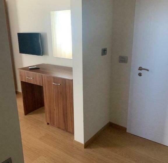 פנסיון Negrea Events