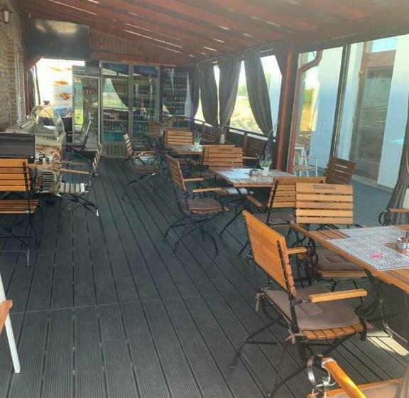 פנסיון Negrea Events