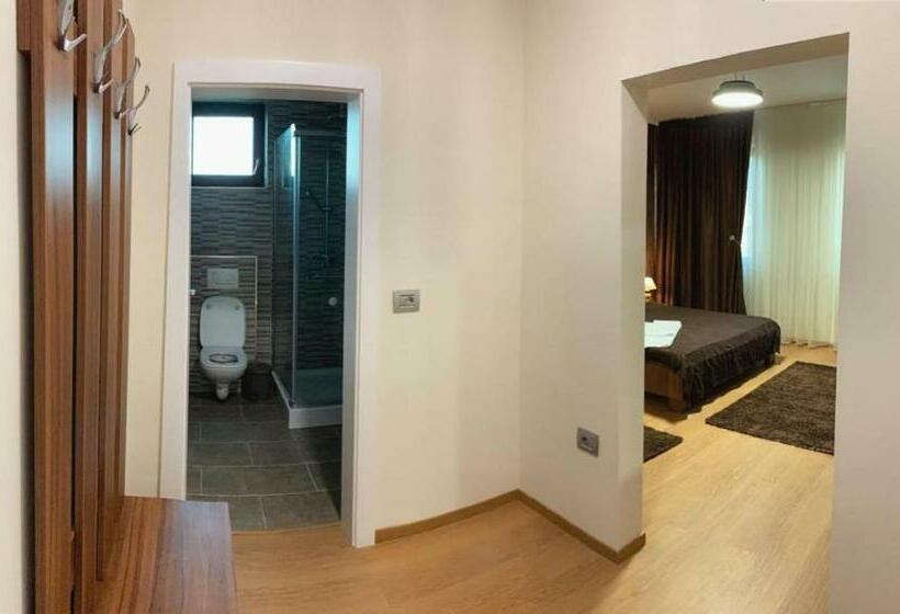 פנסיון Negrea Events