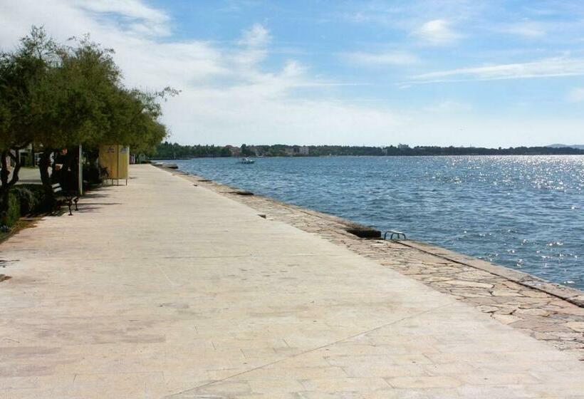 پانسیون Rooms By The Sea Zadar Diklo, Zadar 16023