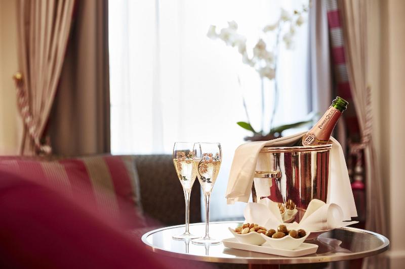 The Dufour By Hotel Schweizerhof Zürich