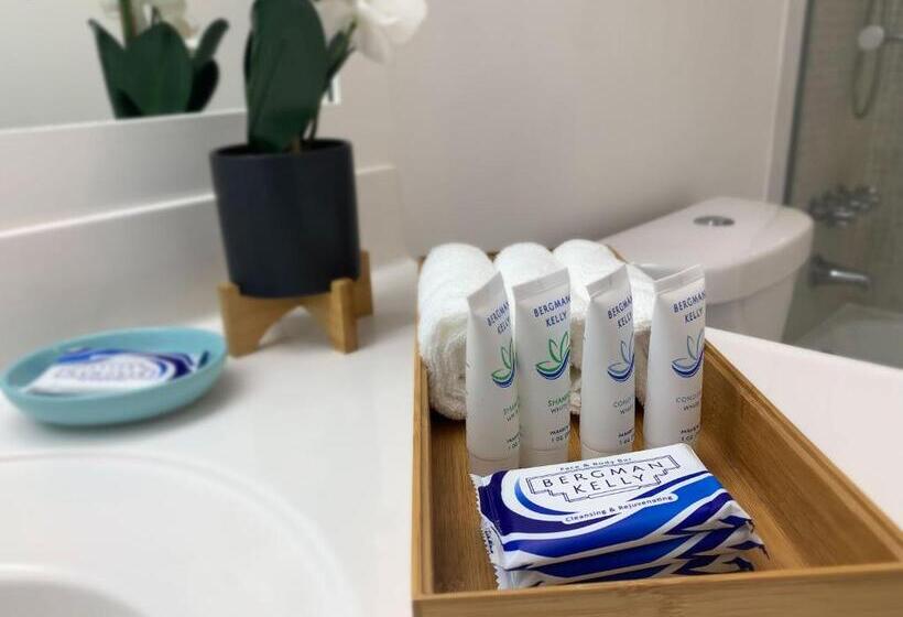 Beach Apartment At Condo