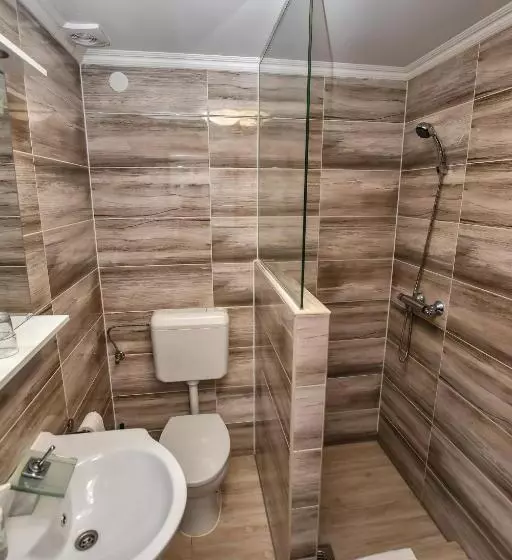 Aamiaismajoitus (B&B) é Vaskó Panzió Borpince