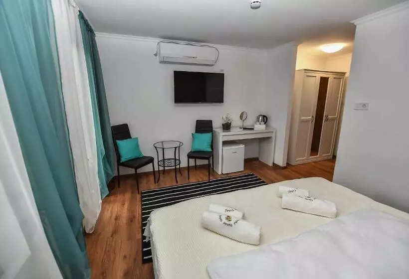 Aamiaismajoitus (B&B) é Vaskó Panzió Borpince