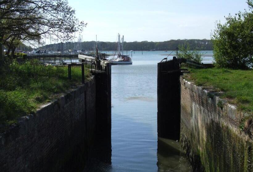 Chilgrove Farm Bed & Breakfast