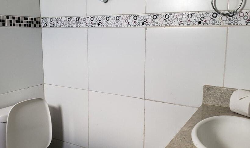 Hotel Pousada Restaurante Juscelino E Lazer